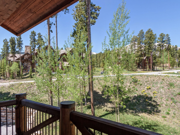 Ski in Ski out Peak 8 Luxury Home